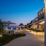 Grand Hotel
