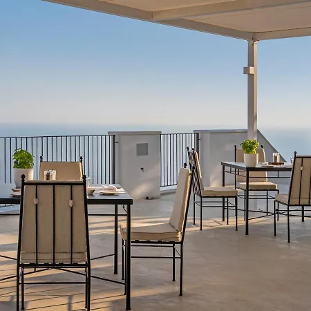 Grand Hotel 5*