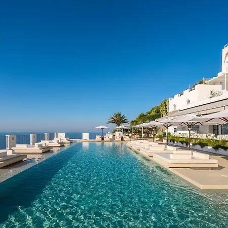 Grand Hotel