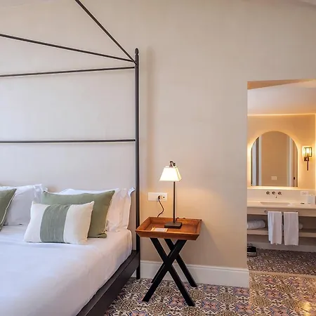 Grand Hotel 5*