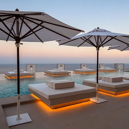 Grand Hotel 5*