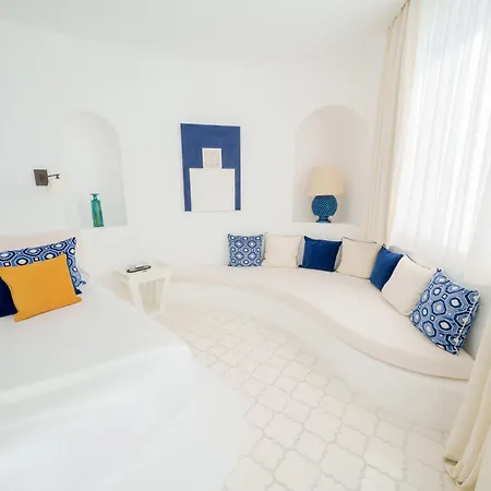 Grand