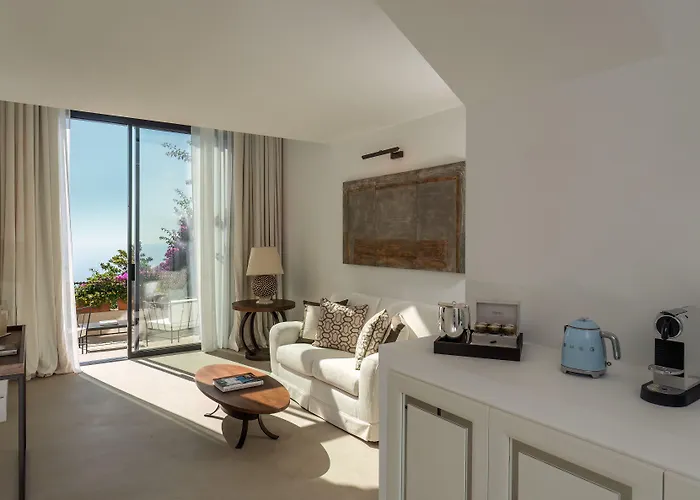 Отель Grand Фуроре